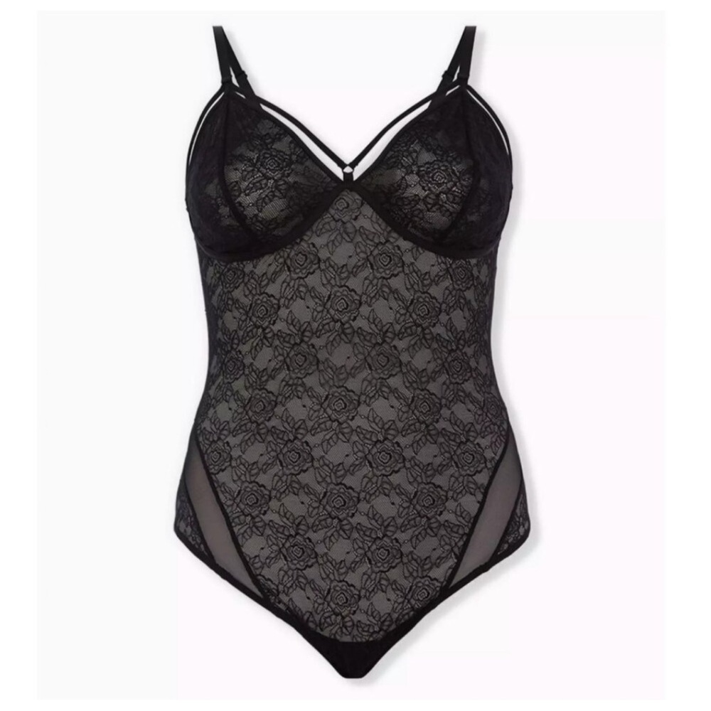 Torrid Elegant Black Lace Bodysuit NWT Sz 1 (14-16) - Picture 3 of 11